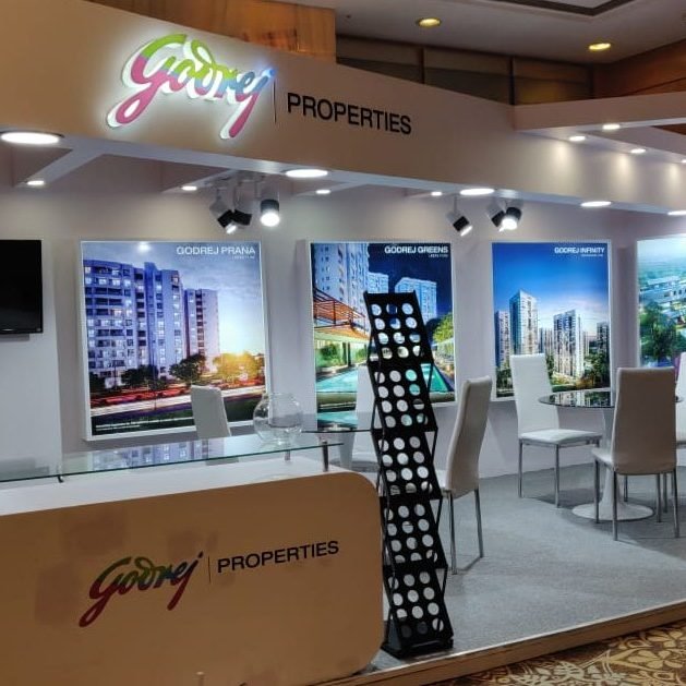Exhibition stall design Godrej Properties by woodpeckersglobal